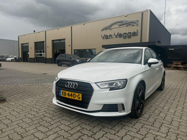 Audi A3 SPORTBACK 30 TFSI Sport Lease Edition trekhaak, navi, cruise, pdc