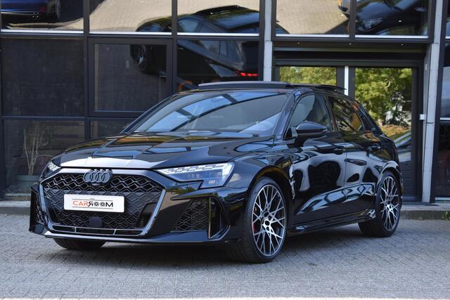 Audi A3 SPORTBACK 2.5 TFSI RS 3 quattro Pano HUD Lane Sonos Camera Kuip RS3 400PK
