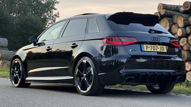 Audi A3 SPORTBACK 2.5 TFSI RS3 q. PL P