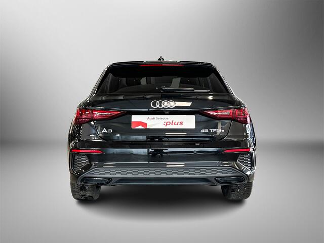 Audi A3 SPORTBACK 45 245pk TFSI e S edition Competition MMI navigatie plus MMI touch | Parkeerhulp achter | Cruise control