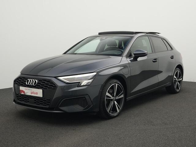 Audi A3 SPORTBACK 40 TFSI e 204 pk S-tronic Advanced edition | Panoramadak | Standkachel | Stoelverwarming | LED | Cruise Control | Park Assist | 18 inch