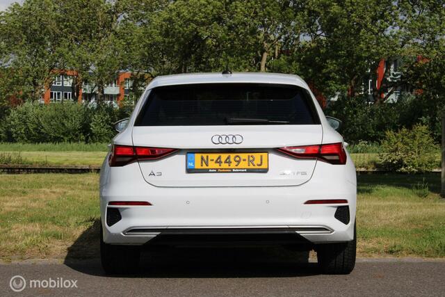 Audi A3 SPORTBACK 30 TFSI S edition VIRTUAL DASHBOARD