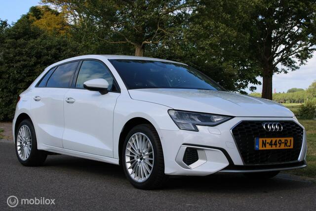 Audi A3 SPORTBACK 30 TFSI S edition VIRTUAL DASHBOARD