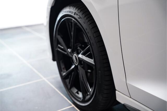 Audi A3 SPORTBACK 40 TFSIe S-Line/Trekhaak/Navi/Stoelverwarming
