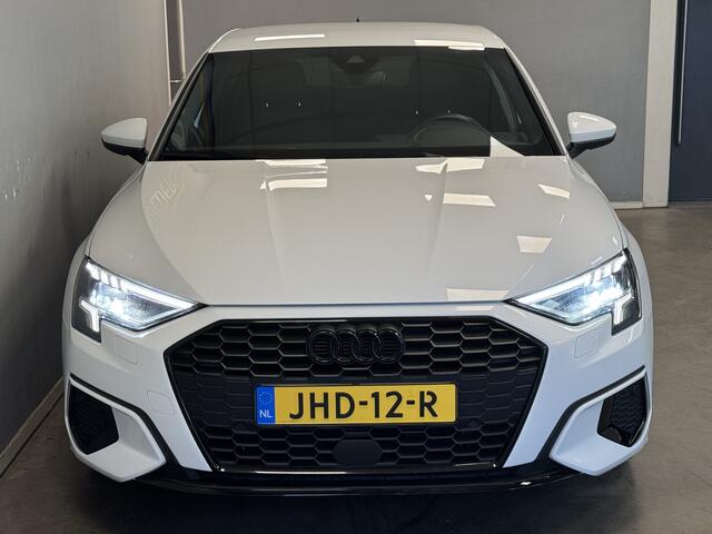 Audi A3 SPORTBACK 35 TFSI Camera/Parkeersensoren/Keyless