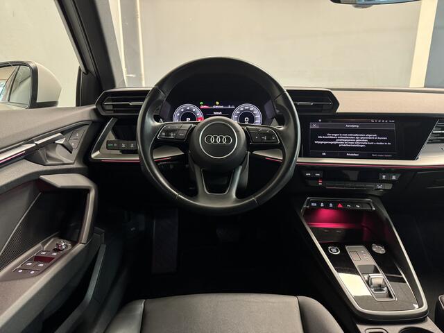 Audi A3 SPORTBACK 35 TFSI Camera/Parkeersensoren/Keyless