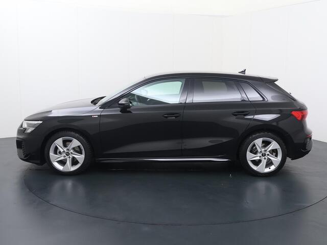 Audi A3 SPORTBACK 30 TFSI S edition | 110 PK | Automaat | Multifunctioneel stuurwiel | Adaptive Cruisecontrol | Parkeersensoren |
