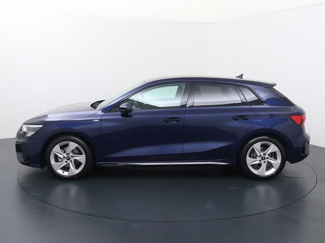 Audi A3 SPORTBACK 35 TFSI S edition | 150 PK | Automaat | Multifunctioneel stuurwiel | Adaptive Cruisecontrol | Stoelverwarming | Afneembare trekhaak |