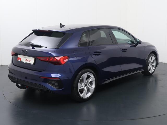 Audi A3 SPORTBACK 35 TFSI S edition | 150 PK | Automaat | Multifunctioneel stuurwiel | Adaptive Cruisecontrol | Stoelverwarming | Afneembare trekhaak |