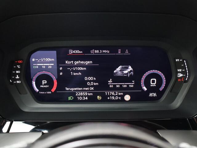 Audi A3 SPORTBACK 35 TFSI S edition | 150 PK | Automaat | Multifunctioneel stuurwiel | Adaptive Cruisecontrol | Stoelverwarming | Afneembare trekhaak |