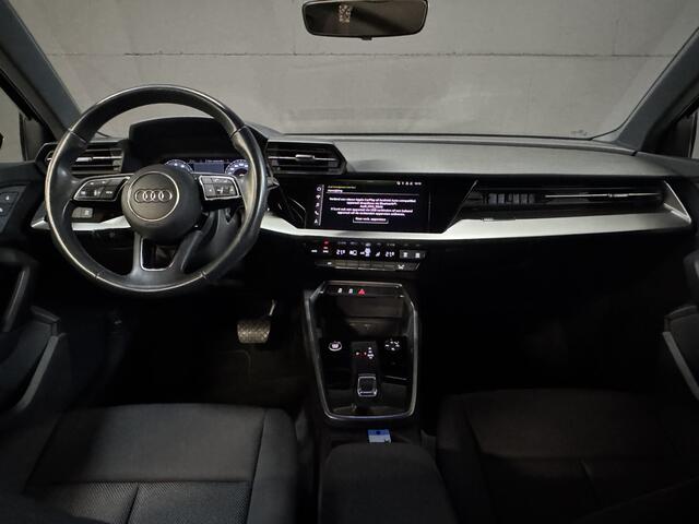 Audi A3 SPORTBACK 30 TFSI Pro Line Automaat | Nieuw model | NL auto | Dealer onderhouden | Carplay | Full LED | Clima | Cruise