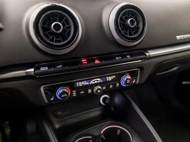 Audi A3 SPORTBACK 1.4 e-tron Sport 204Pk Automaat (VIRTUAL COCKPIT, APPLE CARPLAY, GROOT NAVI, BANG&OLUFSEN, BRUIN LEDER, ELEK SPORTSTOELEN, CAMERA, MASSAGE, KEYLESS, STOELVERWARMING, NIEUWSTAAT)