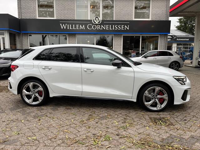 Audi A3 SPORTBACK 45 TFSI e S edition Competition Leder B&O Virtual