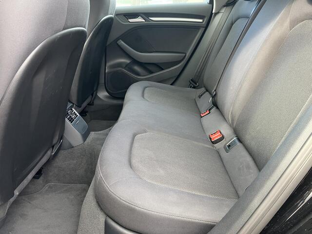 Audi A3 SPORTBACK 40 e-tron Advance Sport | Trekhaak | Camera | 100% onderhouden