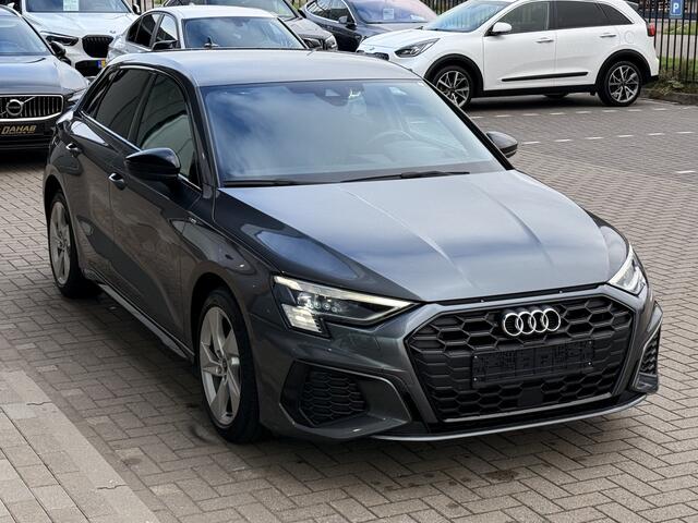 Audi A3 SPORTBACK 45 TFSI e S edition Competition | Matrix | Bang & Olufsen | Head-up | Massage | RS Stoelen | Camera | Afn Trekhaak |