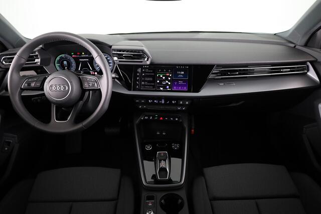 Audi A3 SPORTBACK 40 TFSI e Advanced edition 204pk | Verlengde garantie | Navigatie | Extra getint glas | Verwarmbare voorstoelen