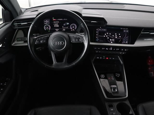Audi A3 SPORTBACK 40 TFSI e Edition | Leder | Carplay | Navigatie | Stoelverwarming | Cruise Control Adaptief | LMV 16 |