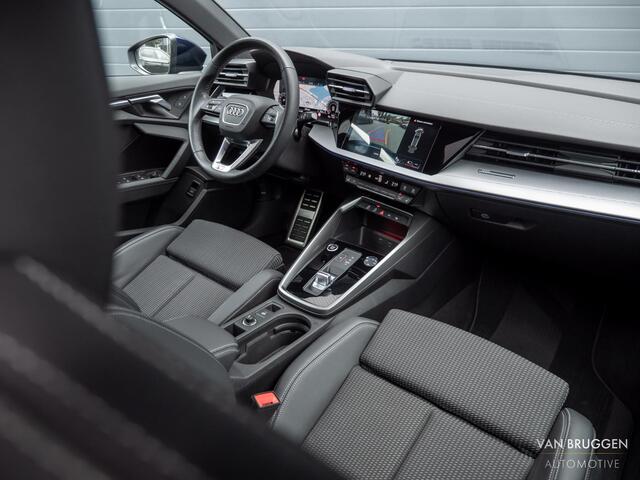 Audi A3 SPORTBACK 35 TFSI S edition Pano S3 Matrix Camera ACC CarPlay
