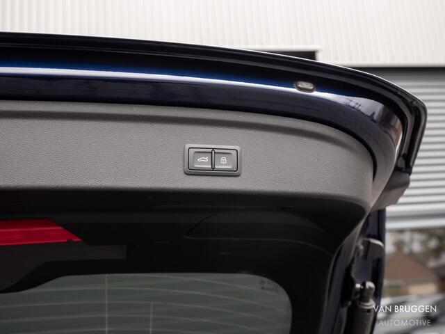 Audi A3 SPORTBACK 35 TFSI S edition Pano S3 Matrix Camera ACC CarPlay