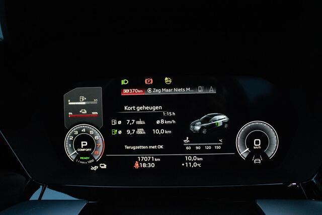 Audi A3 SPORTBACK 45 TFSI e S edition Competition Pano Parkeerhulp S line Carplay