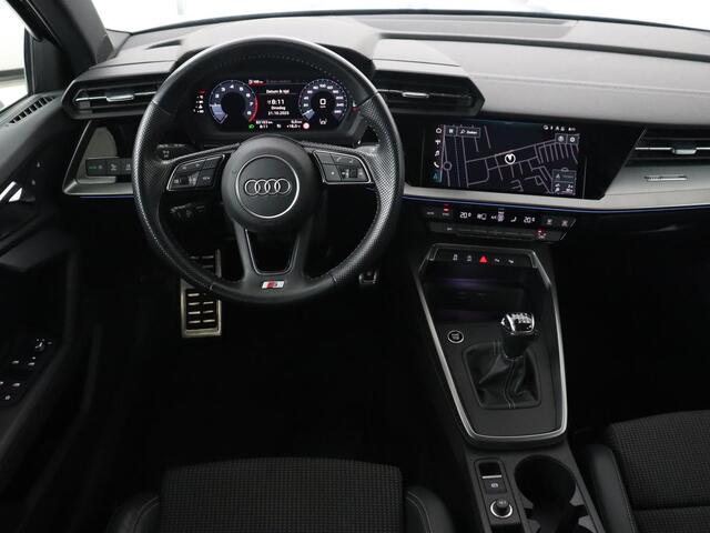 Audi A3 SPORTBACK 35 TFSI Edition One | Trekhaak | Park Assist | Matrix LED | Carplay | Adaptive cruise | Sportstoelen | Virtual Cockpit | Navigatie | Half leder | Climate control | Bluetooth