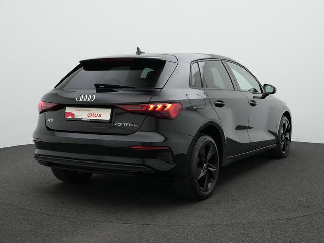 Audi A3 SPORTBACK 40 TFSI e 204 pk S-tronic Advanced edition / S-Line | Head-up display | Parkeersensoren achter | Standkachel
