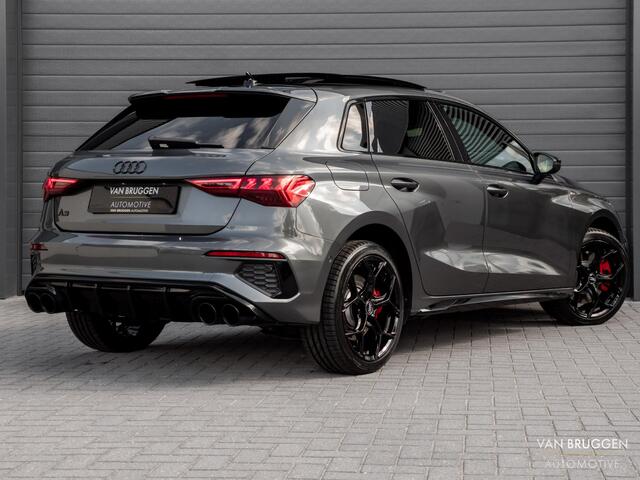 Audi A3 SPORTBACK 45 TFSI E S-Line Pano RS-Stoelen Sfeer ACC S3 Matrix