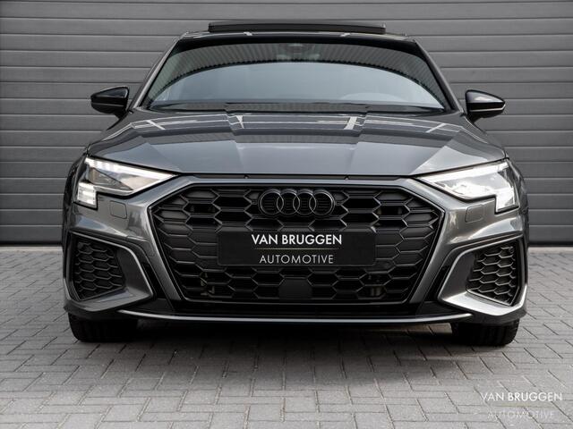 Audi A3 SPORTBACK 45 TFSI E S-Line Pano RS-Stoelen Sfeer ACC S3 Matrix