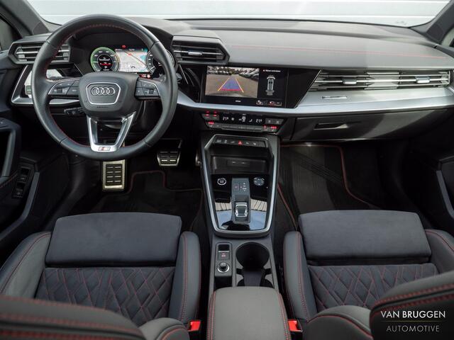 Audi A3 SPORTBACK 45 TFSI E S-Line Pano RS-Stoelen Sfeer ACC S3 Matrix