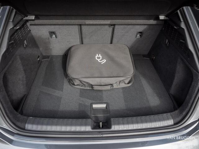 Audi A3 SPORTBACK 45 TFSI E S-Line Pano RS-Stoelen Sfeer ACC S3 Matrix