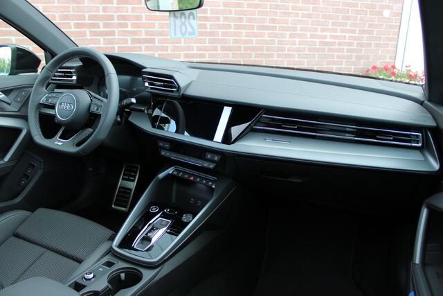 Audi A3 SPORTBACK 45 TFSI e 272PK S edition Competition |PANO-DAK|ELEK-STOEL|LED|