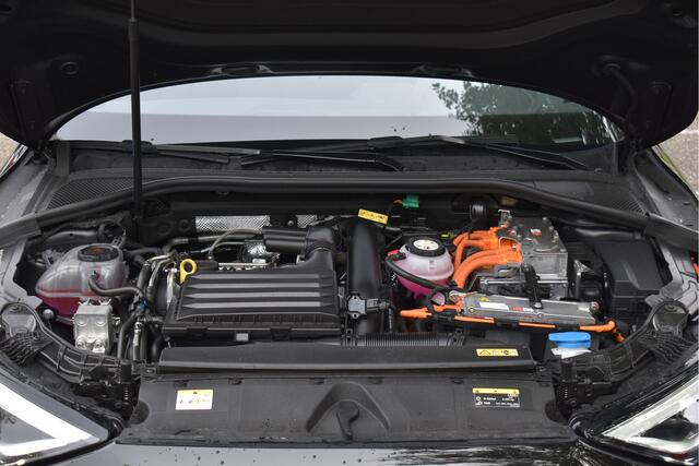 Audi A3 SPORTBACK 40 TFSI e Business edition CAMERA, VIRTUAL COCKPIT, NAVI, FULL LED, DAB, LM-VELGEN