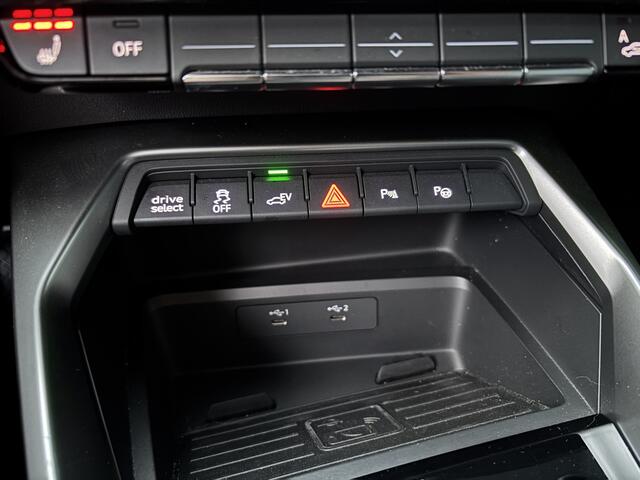 Audi A3 SPORTBACK 45 TFSIe 245 pk S-line Pano