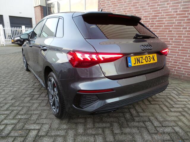 Audi A3 SPORTBACK 45 TFSI e S-Line edition Comp. Leder/Alcantara,Matrix,Stoelverw,El klep,29850 incl btw