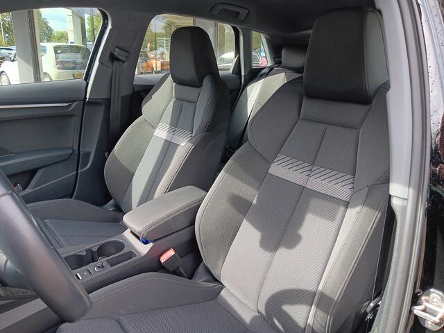 Audi A3 SPORTBACK 35 TFSI AUTOMAAT|Business edition,Comfstoelen|Matrix LED|NAV|TREKH|VIRTUAL DASH