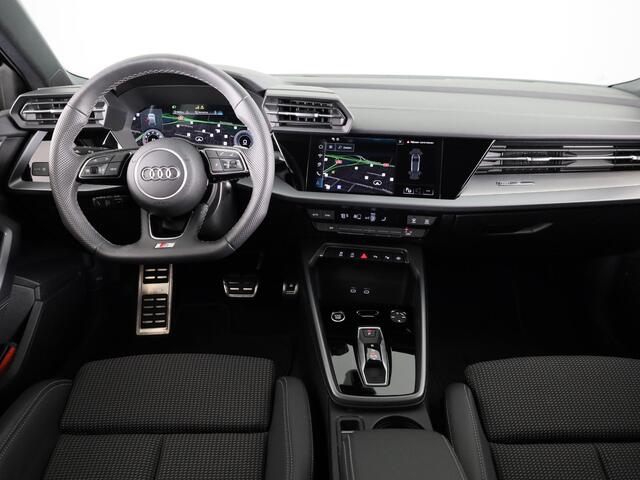 Audi A3 SPORTBACK 35 TFSI S edition 150 pk S-tronic | Private lease vanaf ¤ 670,- pm | Navigatie | Parkeersensoren (Park assist) | Apple Carplay/Android Auto | S-Line |