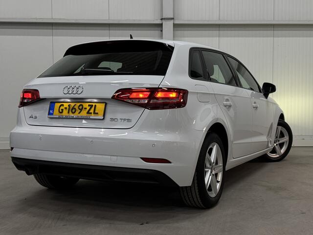Audi A3 SPORTBACK 30 TFSI Pro Line METALLIC-LAK LED NAVI PDC LMV 1STE.EIGEN.