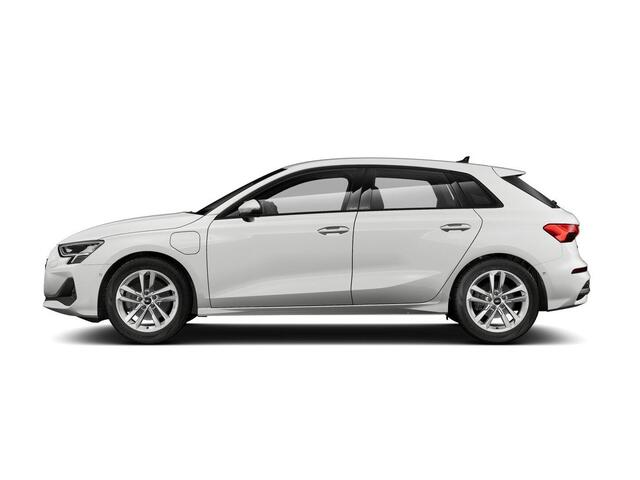 Audi A3 SPORTBACK Pro Line 40 TFSI e 204 pk | Parkeerhulp plus | Stoelverwarming voor | Automatische klimaatregeling | Audi smartphone interface |