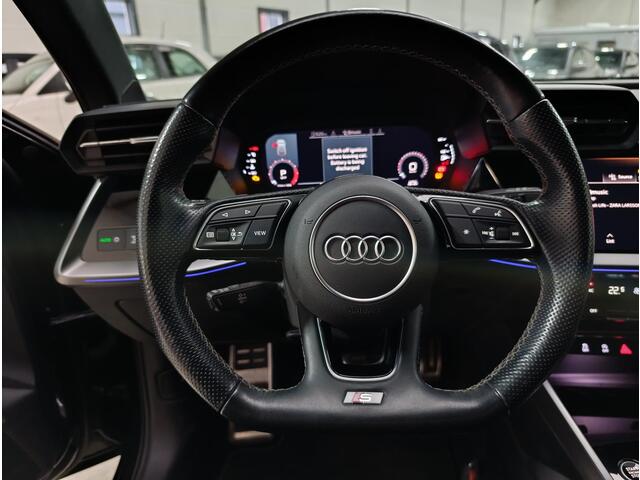 Audi A3 SPORTBACK 35 TFSI edition one S Line | virtual cockpit | sport onderstel | Lmv | Pdc
