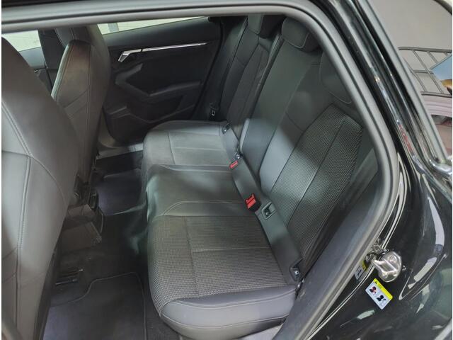 Audi A3 SPORTBACK 35 TFSI edition one S Line | virtual cockpit | sport onderstel | Lmv | Pdc