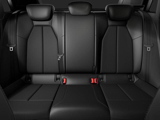 Audi A3 SPORTBACK S edition Competition 45 TFSI e 272 pk | Glazen panoramadak | Sonos premium 3D | Assistentiepakket plus | Ambient verlichting |