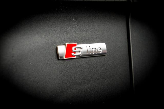 Audi A3 SPORTBACK 1.0 TFSI Sport 3 x S Line | Edition | Automaat | 2e Eign | NED Auto | N,Model | | Clima | Pdc | Navi | Sport stoelen | LED-koplampen | Sport Stuur |