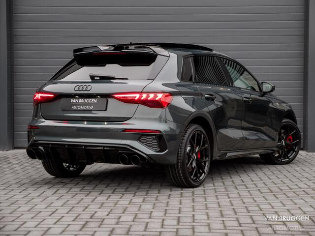 Audi A3 SPORTBACK 45 TFSI e S-Line Pano RS-Stoelen Carbon B&O