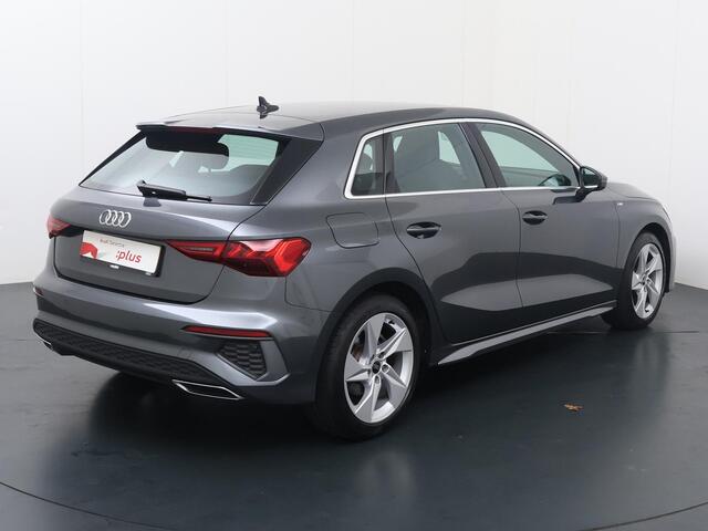 Audi A3 SPORTBACK 30 TFSI S edition | 110 PK | Voorstoelen verwarmd | LED verlichting | Climate control | Cruise control |