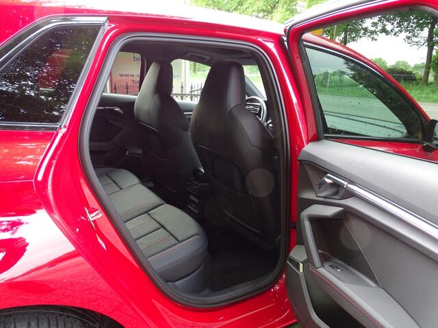 Audi A3 SPORTBACK 45 TFSI e S ed. Competition VOL OPTIES 1e eig