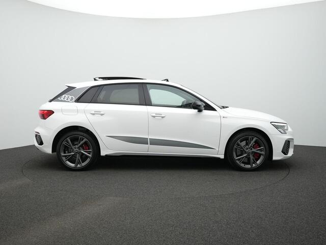 Audi A3 SPORTBACK 45 TFSI e 245 pk S-tronic Advanced edition / S-Line | Panoramadak | Achteruitrijcamera | Stoelverwarming | Navigatie