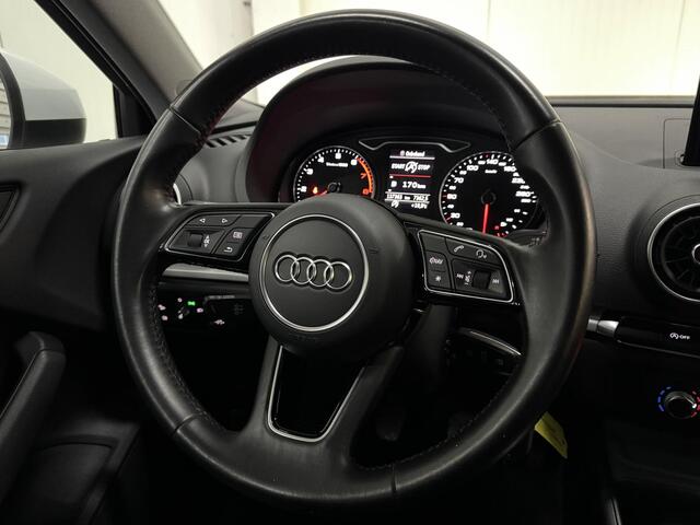 Audi A3 SPORTBACK 30 TFSI Pro Line METALLIC-LAK LED NAVI PDC LMV 1STE.EIGEN.