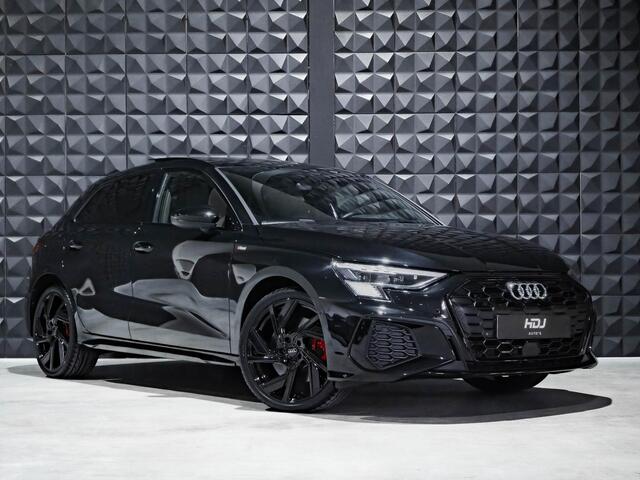 Audi A3 SPORTBACK 45 TFSI e S Line | Pano | 19"| B&O | Leer | Matrix | RS stoelen |