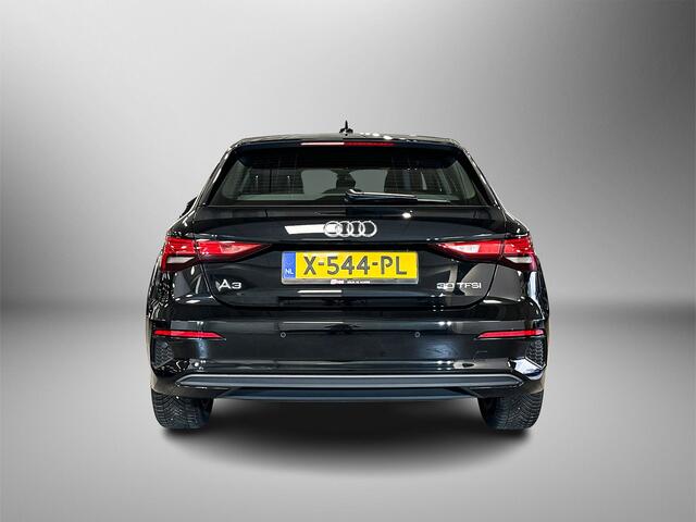 Audi A3 SPORTBACK 30 115pk TFSI Pro Line Parkeersensoren achter | Cruise control | Licht & regensensor