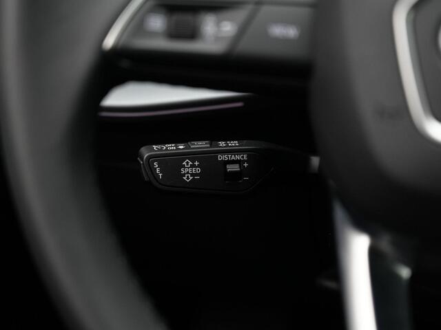 Audi A3 SPORTBACK 45 TFSI e 272 pk S-tronic S-Line | Elektr. verstelbare stoel | Achteruitrijcamera | Stoelverwarming | Adaptive Cruise | Navigatie